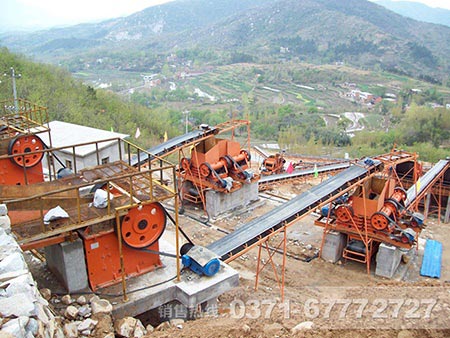 高產(chǎn)鐵礦石破碎生產(chǎn)線(xiàn)案例分析