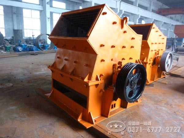 紅星新型錘式破碎機中的佼佼者：?jiǎn)无D子錘式破碎機