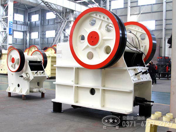 鵝卵石顎式破碎機廠(chǎng)家