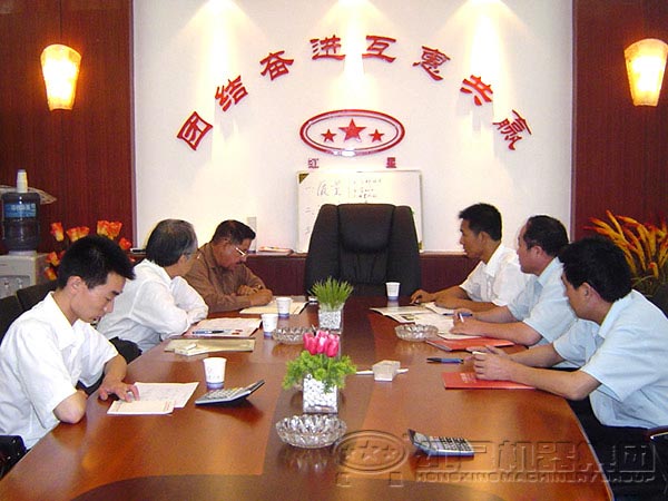 紅星高壓磨廠(chǎng)家