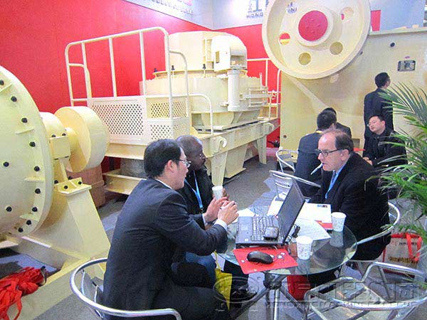 珍珠巖制砂機廠(chǎng)家