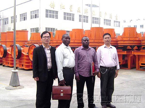 河南沙石破碎機價(jià)格