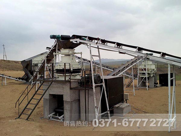 多缸液壓圓錐破生產(chǎn)現場(chǎng)