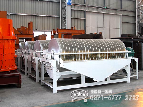 長(cháng)石磁選機|長(cháng)石磁選機廠(chǎng)家|長(cháng)石磁選機價(jià)格