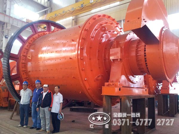 選鐵球磨機客戶(hù)留影