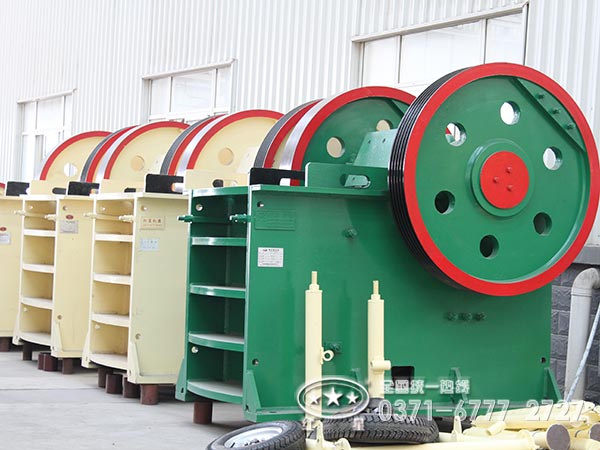 小型鄂破碎機多少錢(qián)一臺|鄂破報價(jià)