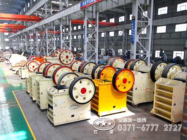 復擺顎式破碎機和簡(jiǎn)擺鄂破多方面特點(diǎn)分析