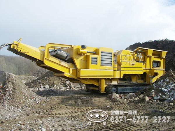 履帶式液壓驅動(dòng)移動(dòng)破碎站