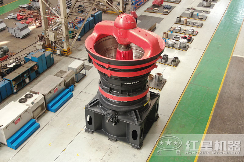 旋回破碎機俯視圖 旋回破碎機俯視圖