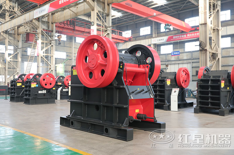 鄂式破碎機圖片 鄂式破碎機圖片