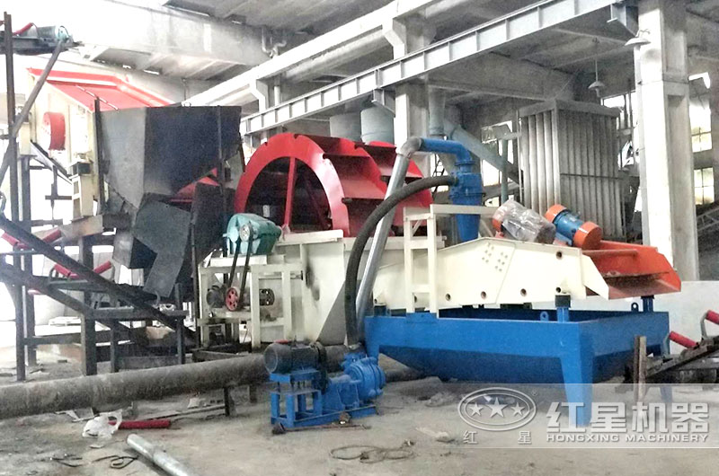 洗砂現場(chǎng) 洗砂現場(chǎng)