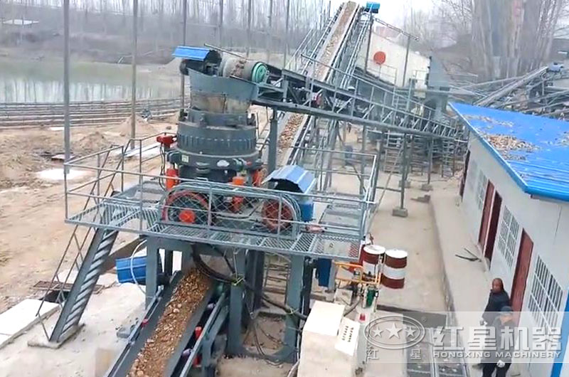 全液壓圓錐破碎機工作現場(chǎng)圖片 全液壓圓錐破碎機工作現場(chǎng)圖片