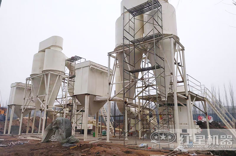 山東客戶(hù)石英砂磨粉現場(chǎng)圖片 山東客戶(hù)石英砂磨粉現場(chǎng)圖片