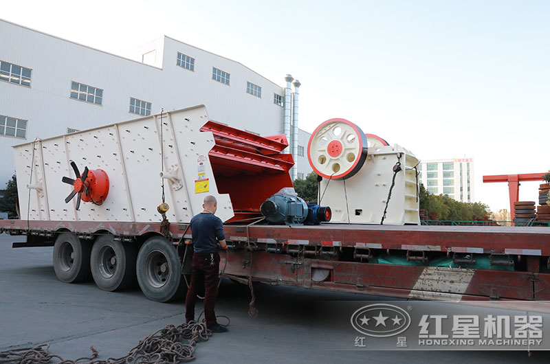 設備裝車(chē)準備發(fā)貨 設備裝車(chē)準備發(fā)貨