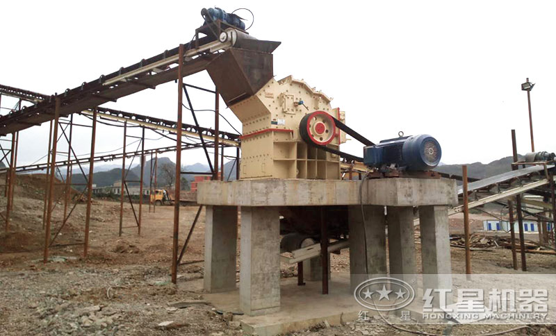 1414細碎機生產(chǎn)石子現場(chǎng) 1414細碎機生產(chǎn)石子現場(chǎng)