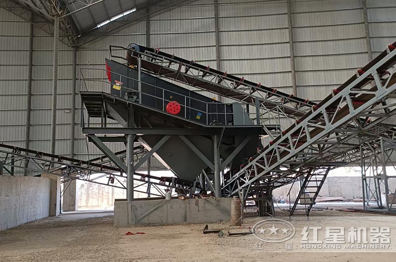 振動(dòng)篩工作現場(chǎng)圖片