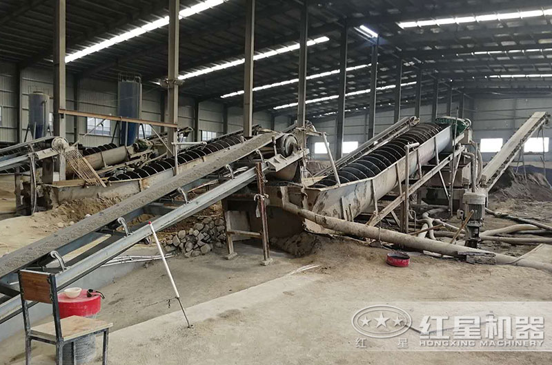 螺旋洗砂機工作現場(chǎng)實(shí)拍圖 螺旋洗砂機工作現場(chǎng)實(shí)拍圖