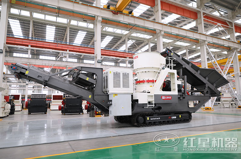 履帶式移動(dòng)破碎機圖片