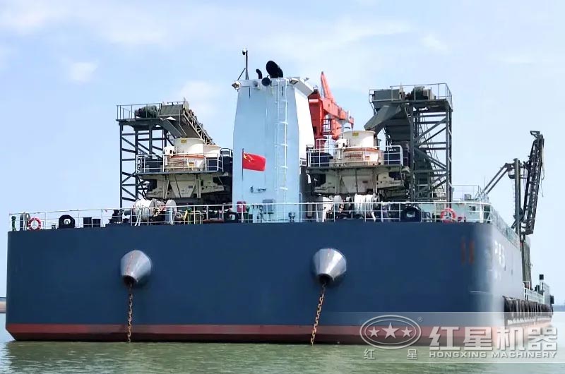 制砂樓工作現場(chǎng)圖 制砂樓工作現場(chǎng)圖