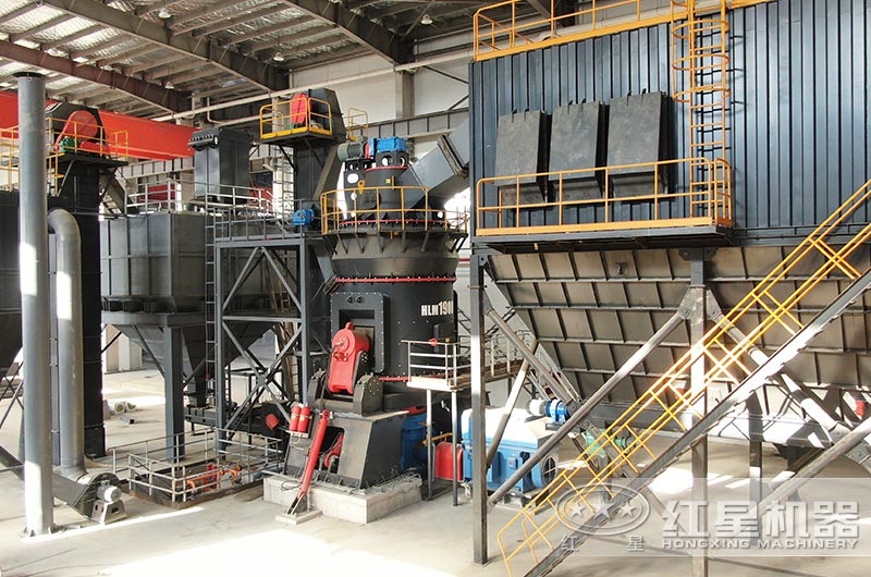 粉煤灰加工現場(chǎng)實(shí)拍圖 粉煤灰加工現場(chǎng)實(shí)拍圖