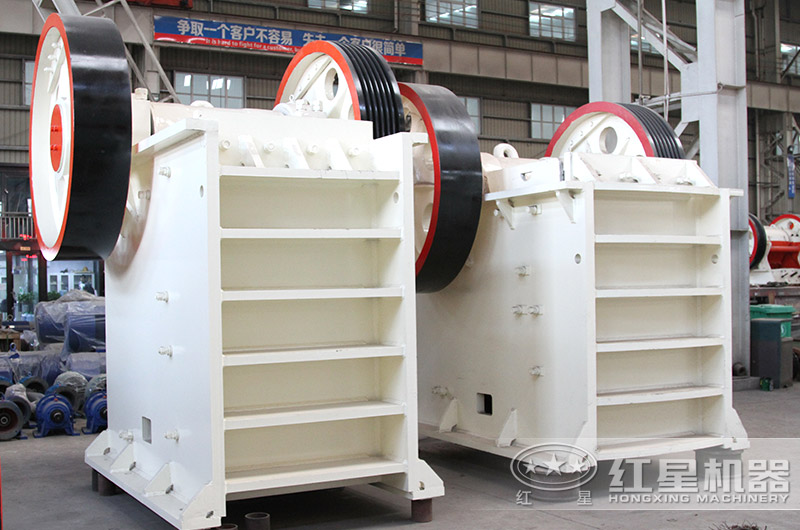 鄂式破碎機圖片 鄂式破碎機圖片