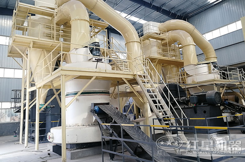 山西客戶(hù)碳化硅磨粉現場(chǎng)實(shí)拍圖 山西客戶(hù)碳化硅磨粉現場(chǎng)實(shí)拍圖