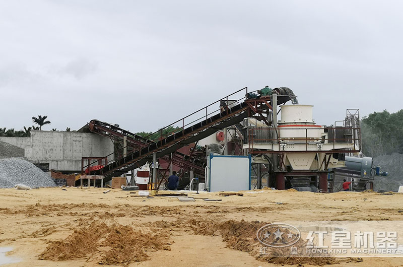  風(fēng)化石制砂生產(chǎn)現場(chǎng)圖片