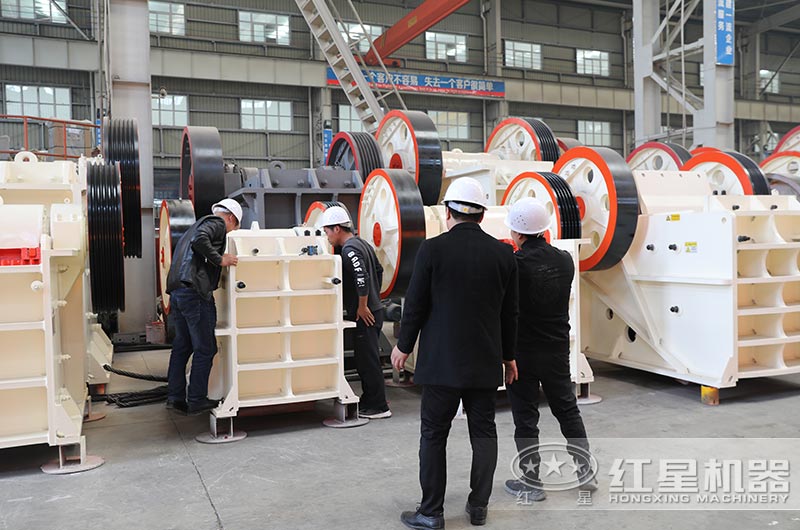 客戶(hù)來(lái)廠(chǎng)參觀(guān)設備