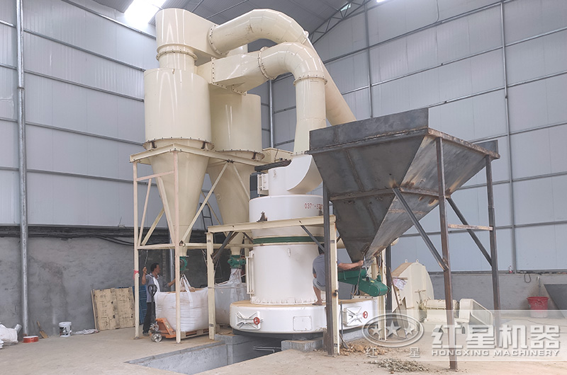 雷蒙磨可以磨石英砂嗎？每小時(shí)二十噸的多少錢(qián)？