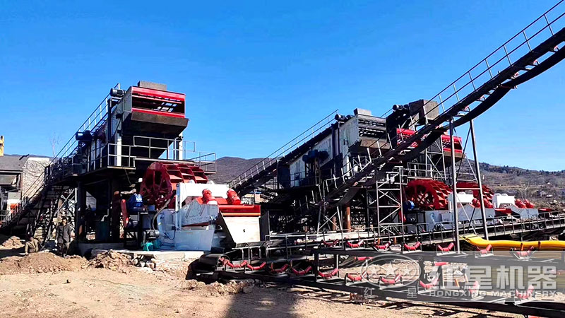 大型清洗河沙現場(chǎng)-洗砂機安裝現場(chǎng) 大型清洗河沙現場(chǎng)-洗砂機安裝現場(chǎng)