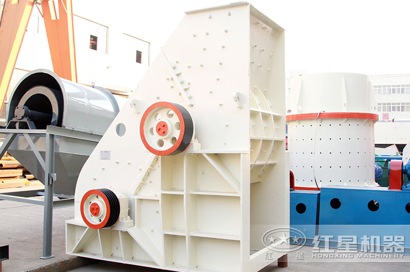 無(wú)篩低雙級粉碎機圖片 無(wú)篩低雙級粉碎機圖片