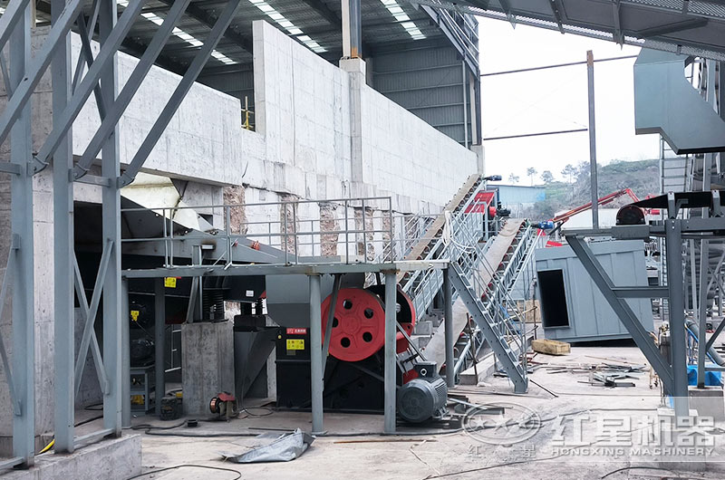 CJ歐版顎式破碎機工作現場(chǎng)圖片 CJ歐版顎式破碎機工作現場(chǎng)圖片