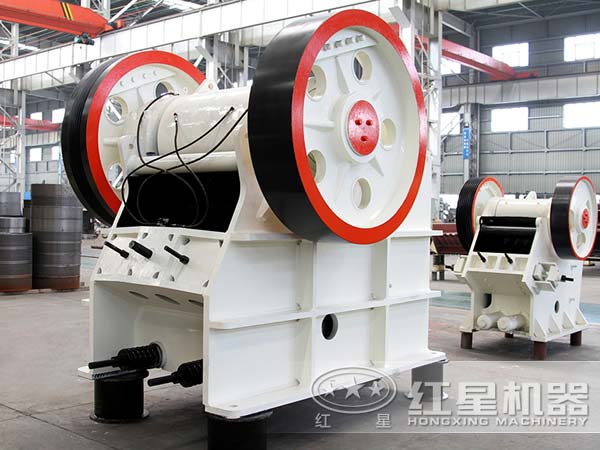 鄂式破碎機廠(chǎng)家