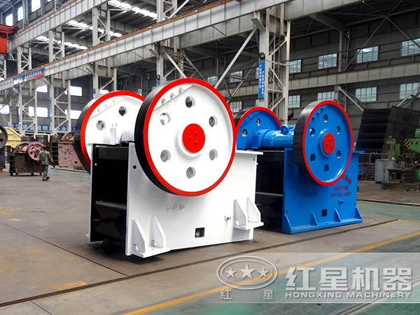 優(yōu)質(zhì)顎式破碎機廠(chǎng)家生產(chǎn)車(chē)間