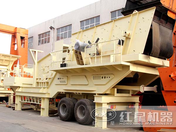 移動(dòng)碎石機