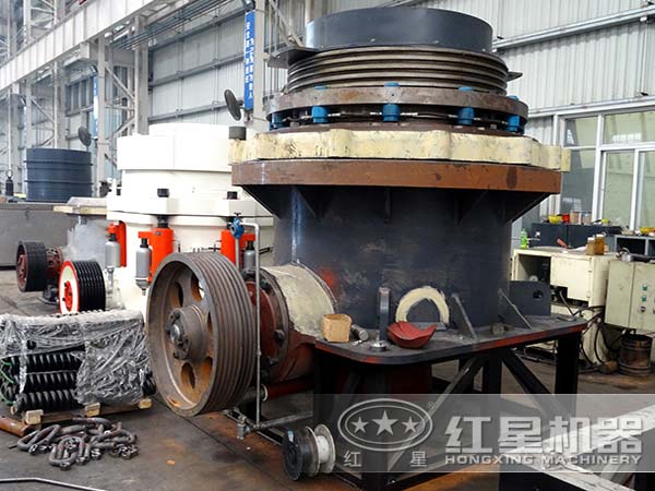 多缸液壓圓錐破生產(chǎn)車(chē)間