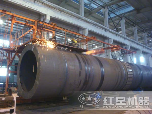 碳化硅烘干機生產(chǎn)車(chē)間