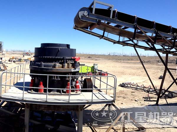 鐵礦石圓錐破碎機客戶(hù)現場(chǎng)