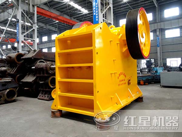 一部時(shí)產(chǎn)500噸鄂式破碎機預期投資成本多少錢(qián)