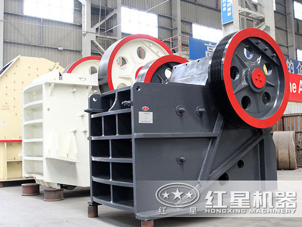 慶元旦，河南紅星鄂式破碎機年末大優(yōu)惠開(kāi)始了