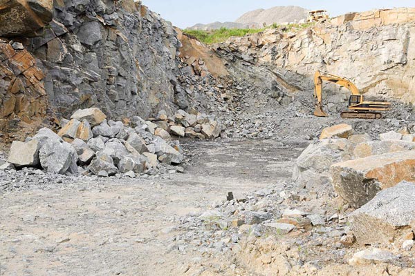采石場(chǎng)作業(yè)現場(chǎng)