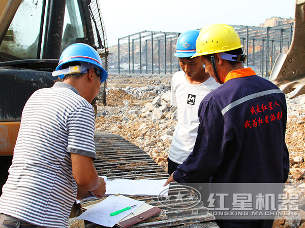 紅星工程師現場(chǎng)指導客戶(hù)