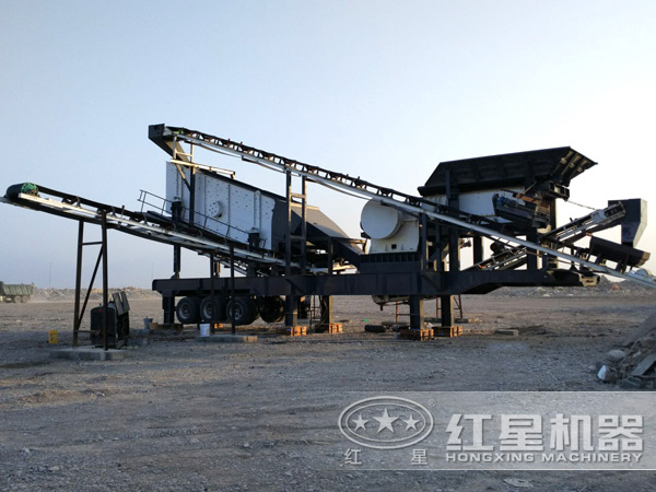 環(huán)保節能移動(dòng)石頭破碎機湖北江漢破碎現場(chǎng)