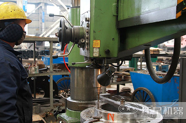 河南紅星青石打石機生產(chǎn)車(chē)間