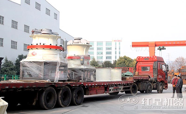 時(shí)產(chǎn)400噸圓錐破石機發(fā)貨
