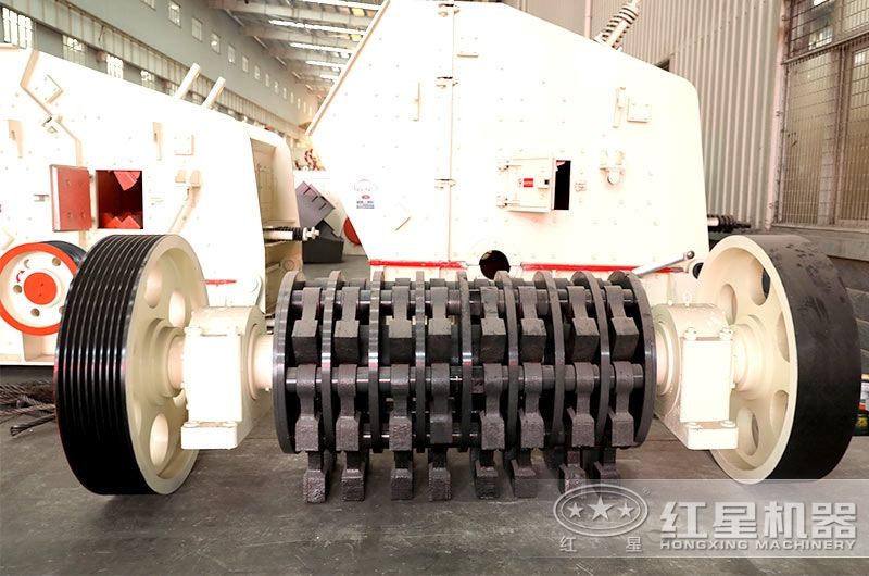 河南紅星打石設備生產(chǎn)車(chē)間