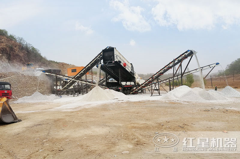 投資一個(gè)時(shí)產(chǎn)一二百?lài)嵉牧鲃?dòng)破碎生產(chǎn)線(xiàn)石子廠(chǎng)需要多少錢(qián)？