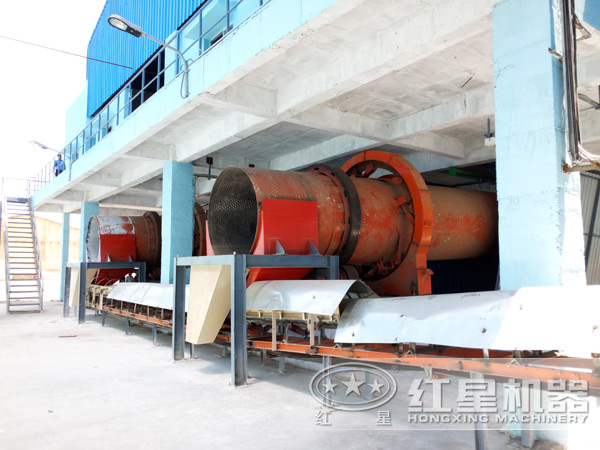 設備作業(yè)現場(chǎng)