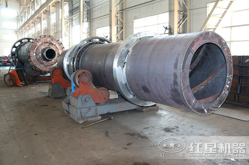 煤泥烘干機生產(chǎn)車(chē)間