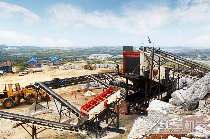 流動(dòng)打石子機作業(yè)客戶(hù)現場(chǎng)